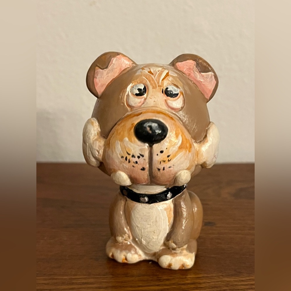 Bulldog Ceramic Bobble Head Figurine